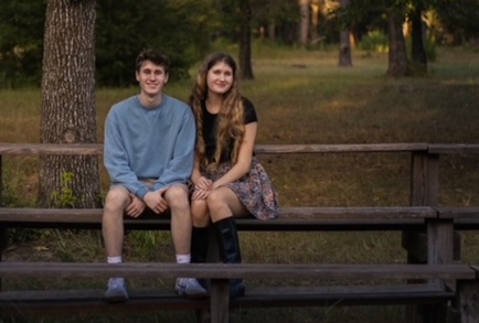 Picture of Ben and Jackie on park bench